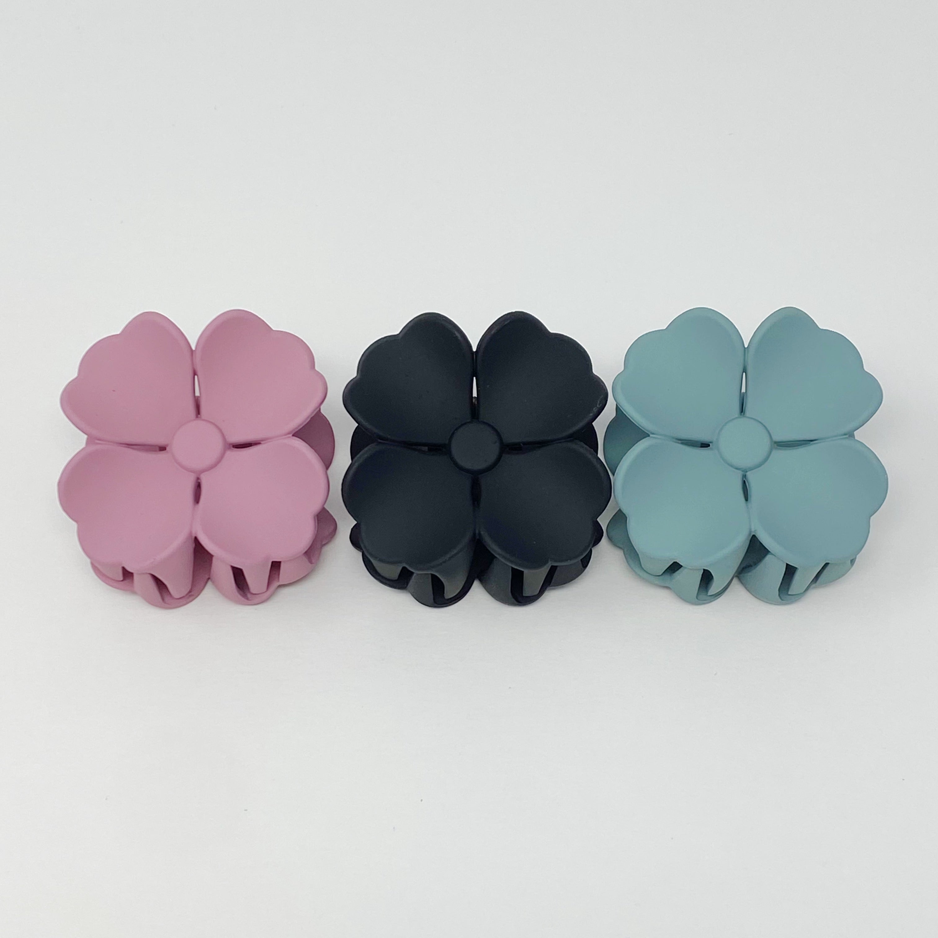 Hibiscus Petals Hair Claw Set Of 3 by Ellisonyoung.com